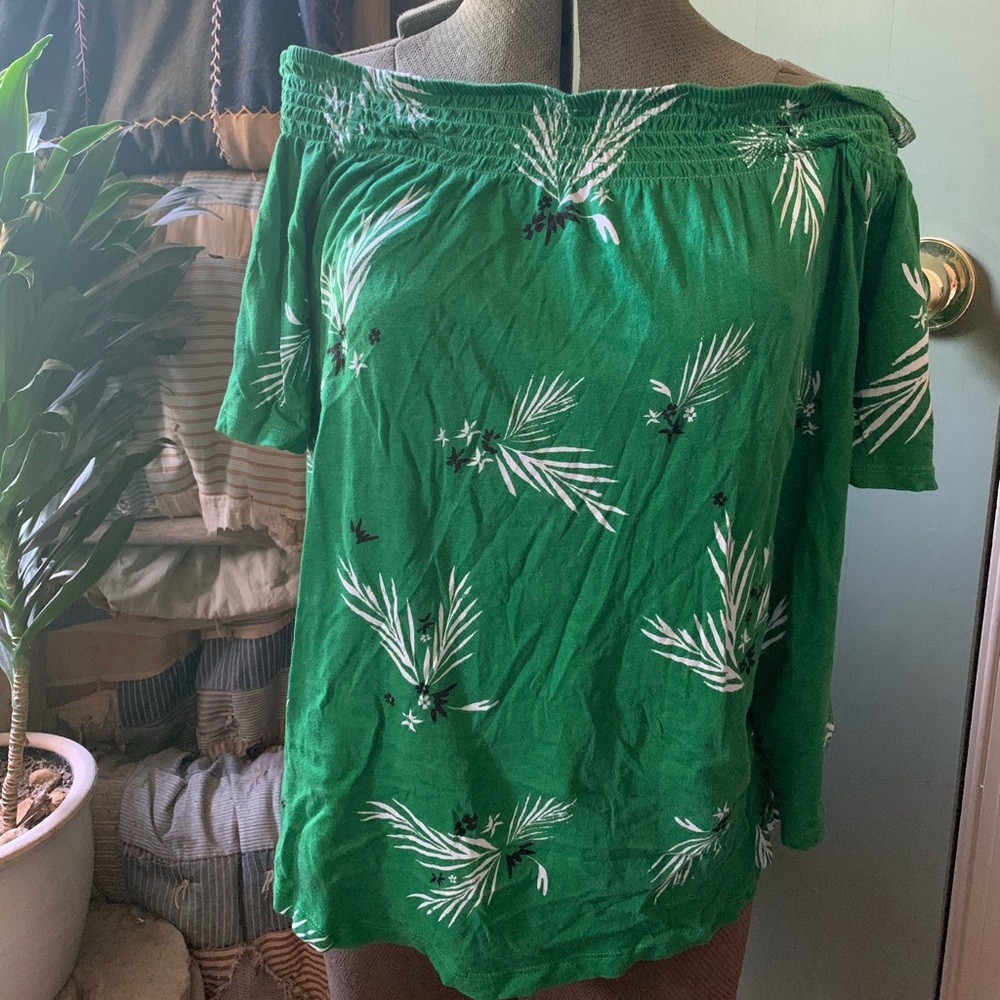 H&M off the shoulder shirt sleeve top